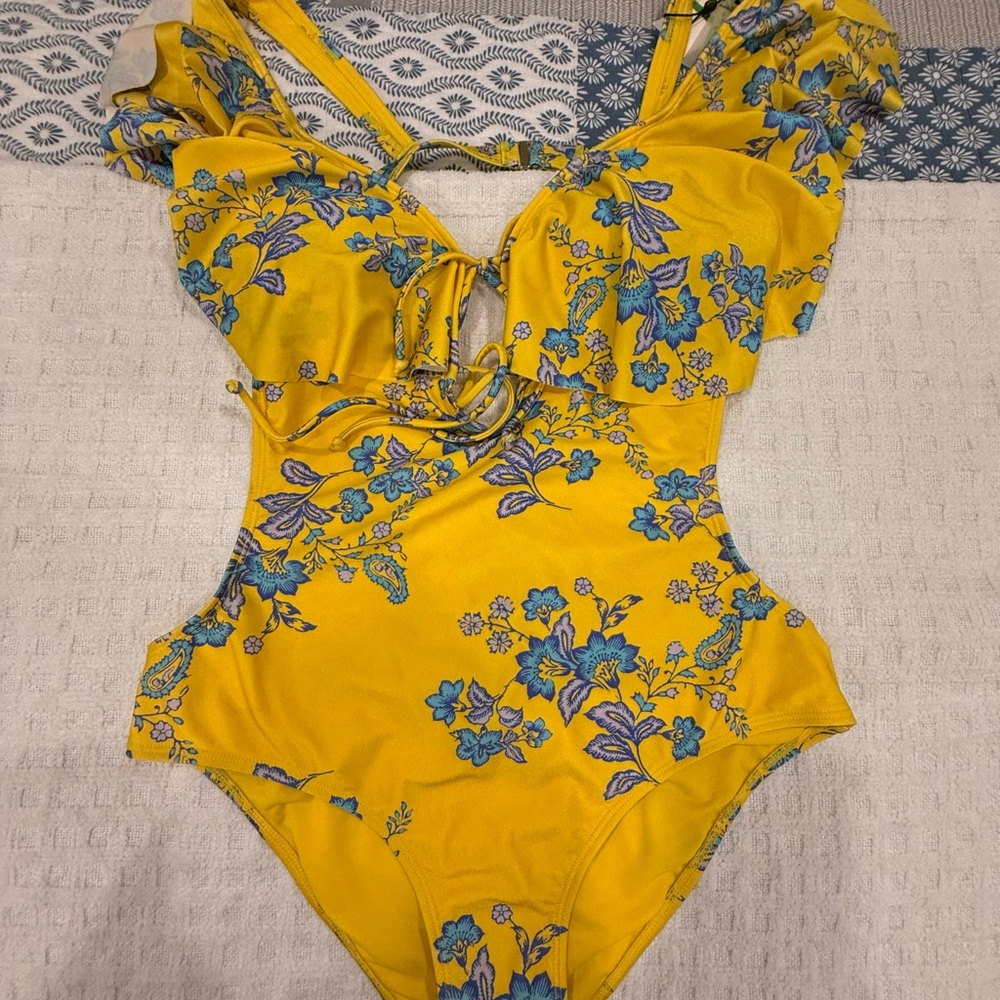 Sam Edelman Yellow Flora Monokini size Large, NWT! - Picture 13 of 14
